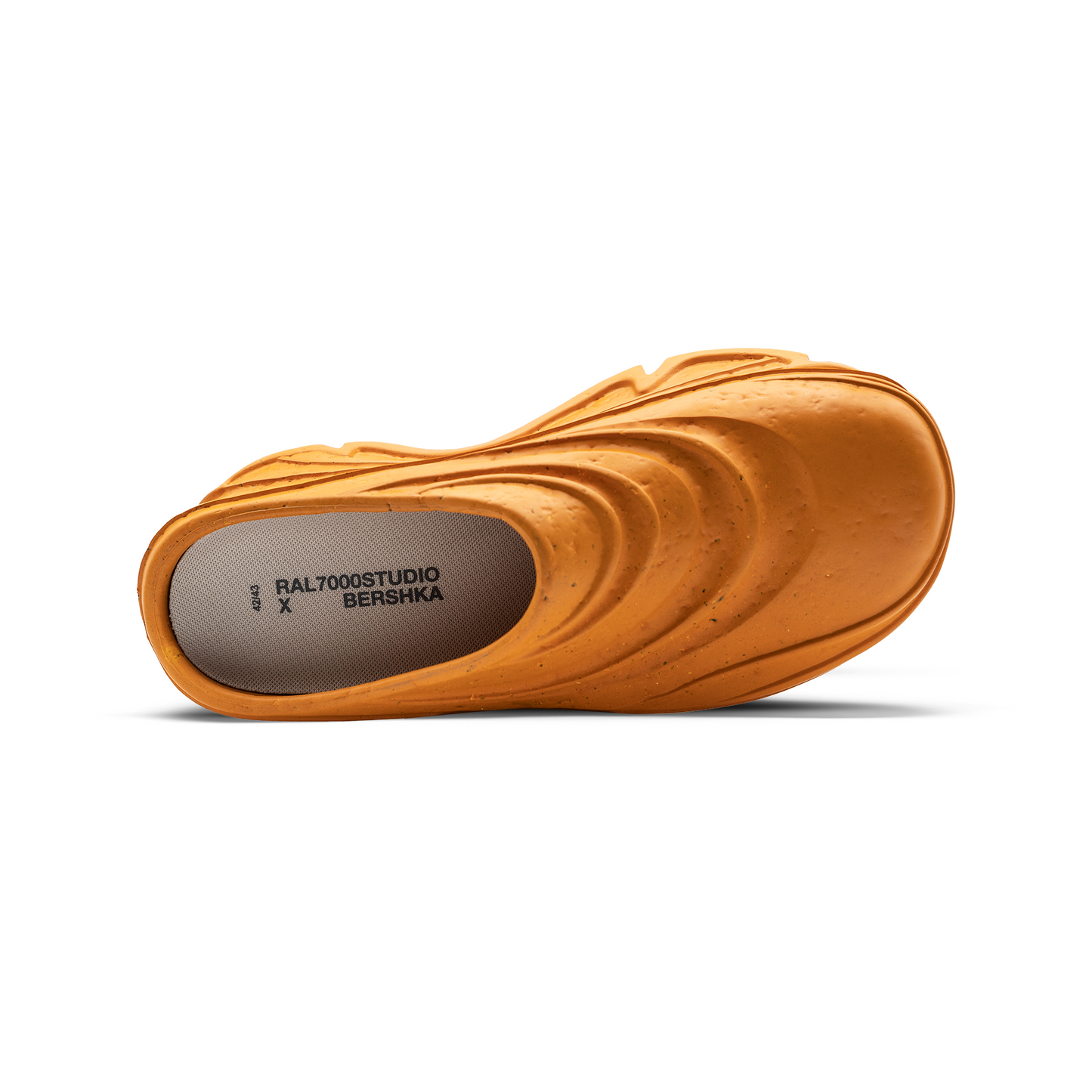 RAL7000STUDIO X BERSHKA - MAGMA LIMITED EDITION